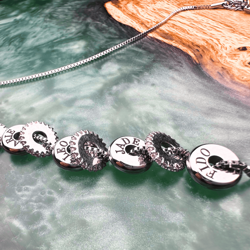 Personalized Engraved Family Name Disc Necklace - Ornaments Co - 18K Gold Plated